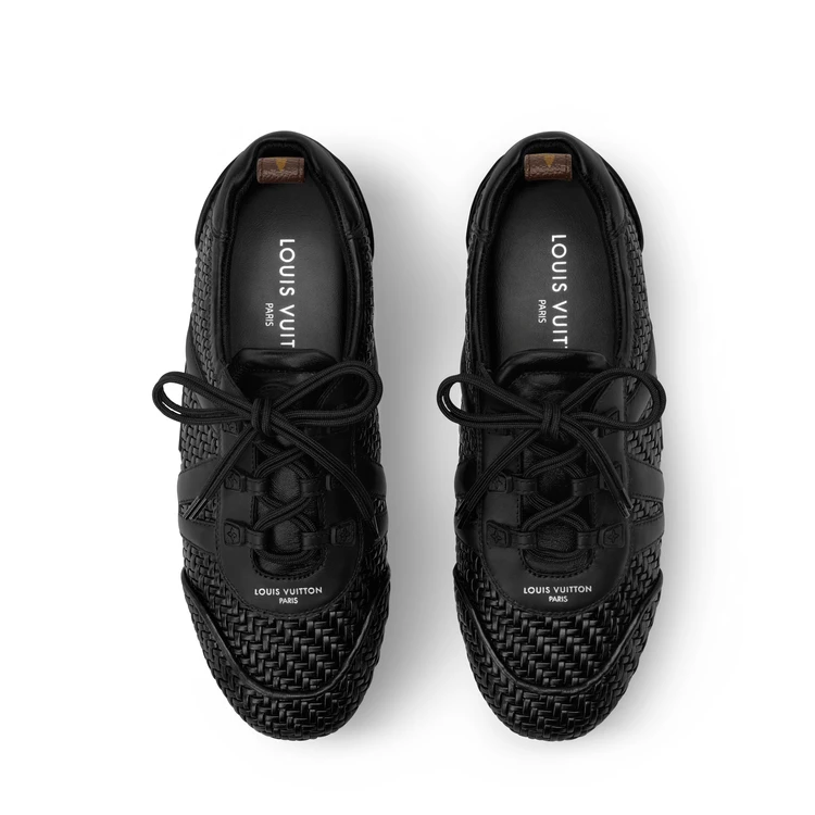 ルイ・ヴィトン 「LV スニーカリーナ」新作 レザー ブラック 正面