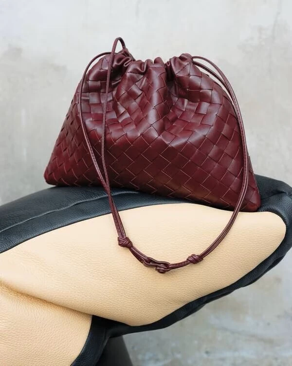 【洗練された】bottegaveneta 縦型ダストバッグ ボッテガヴェネタ縦型バーティカルダストバッグイントレチャート