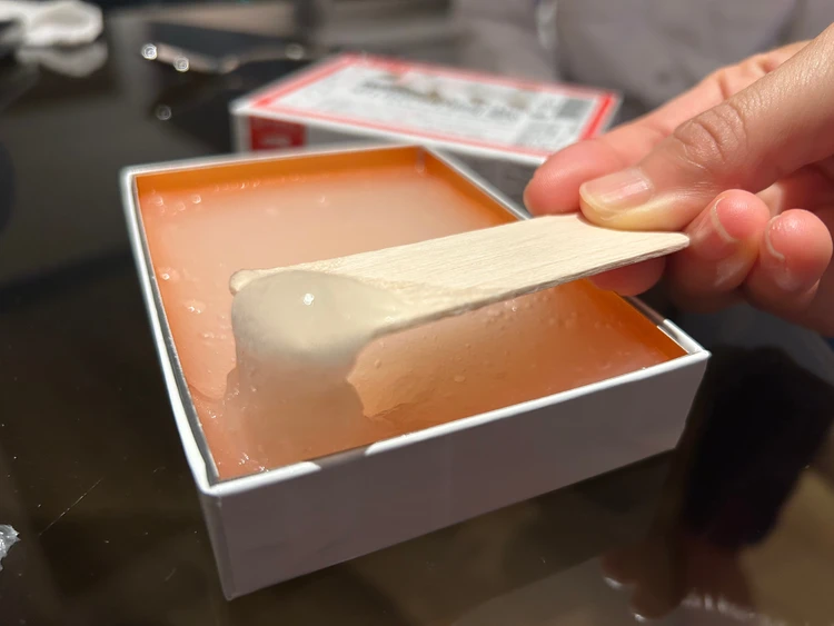 【福井銘菓】食べづらくて美味しすぎ!? のび〜る生羽二重餅(通販可)_4