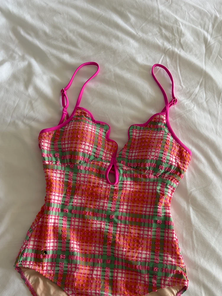 タイ発水着ブランド「APRILPOOLDAY」で洋服感覚の水着を_13