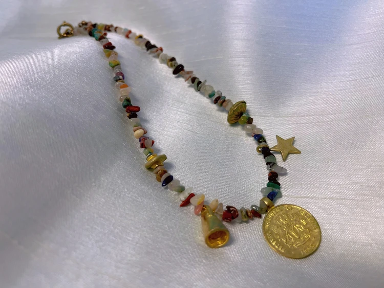 なんか地味…と思った日の救世主! Circoのカラフルビーズネックレス🩷 シンプルコーデを格上げ_1