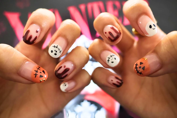 【2025年秋】変形フレンチで楽しむハロウィンネイル【かぼちゃオバケ】_5