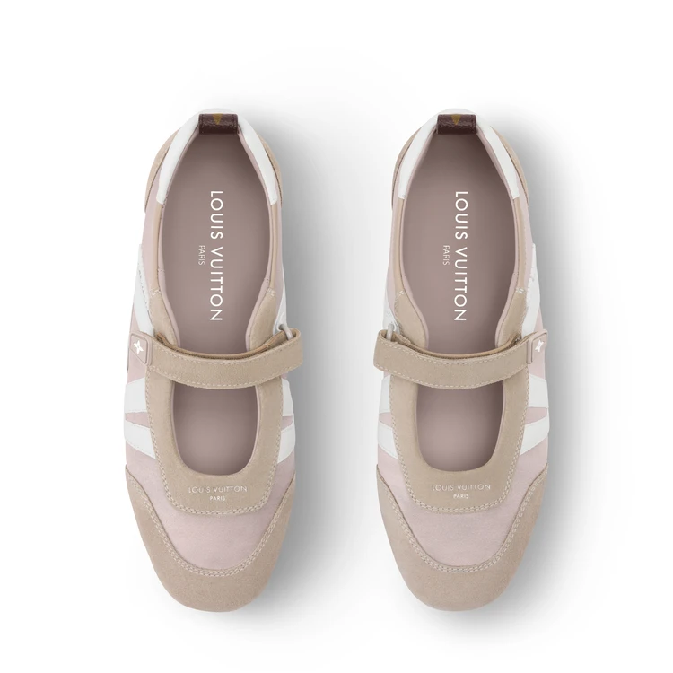 新作ウィメンズシューズ｢LV スニーカリーナ メリージェーン｣　ベージュ　アッパー