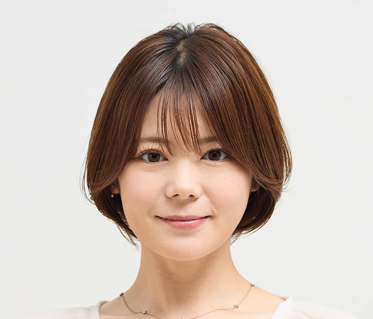 30代ー40代髪型・ショートの正面