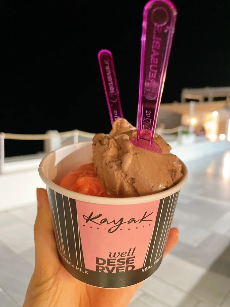 ギリシャ旅行で出会った美味しすぎるアイスクリーム『Kayak(カヤック)』　#BAILAアイス部_3