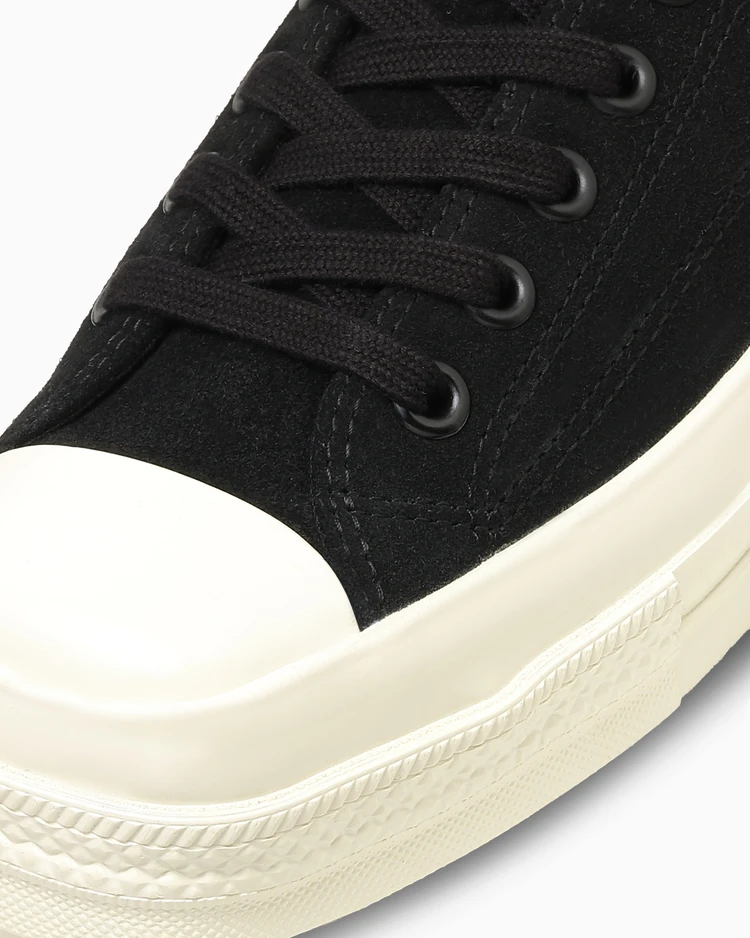 アッパーに上質なスエードを使用