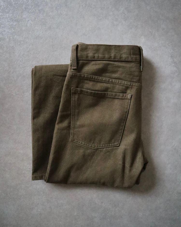 ユニクロ UNIQLO JW ANDERSON アンダーソン コラボ ストレート ジーンズ カラー デニム コーデ 秋 冬 新色 GREEN