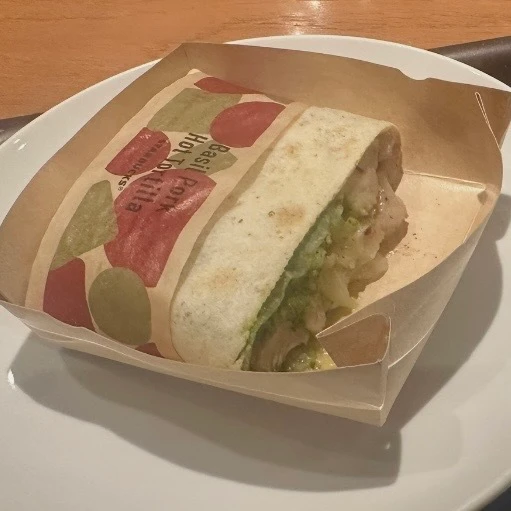 バジルポーク　ホットトルティーヤ