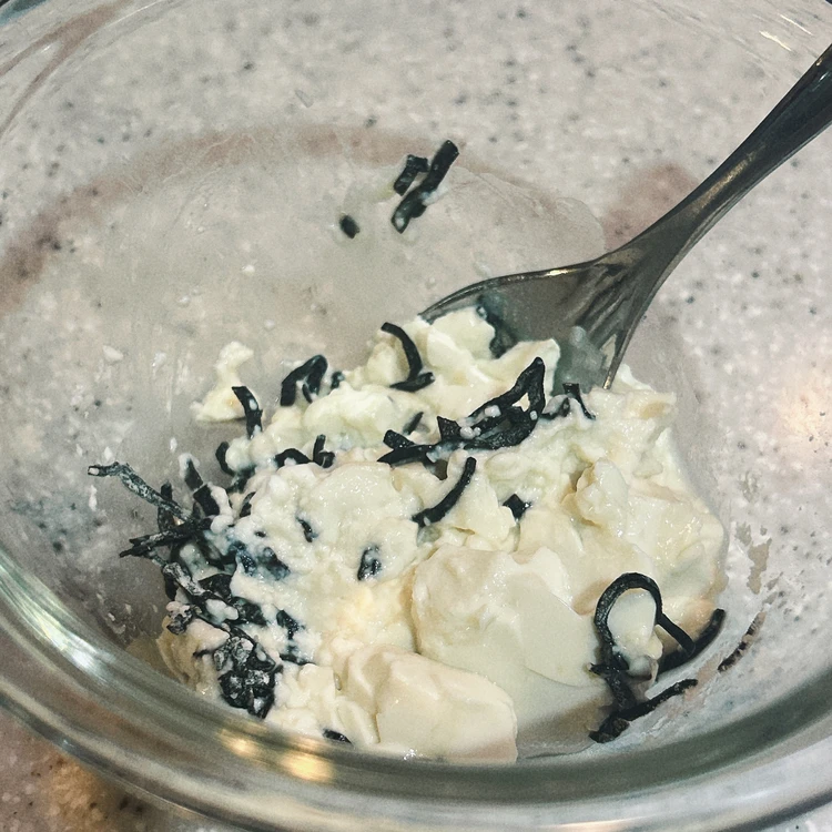 長谷川あかりさんレシピ"豆腐と塩昆布の春巻き"