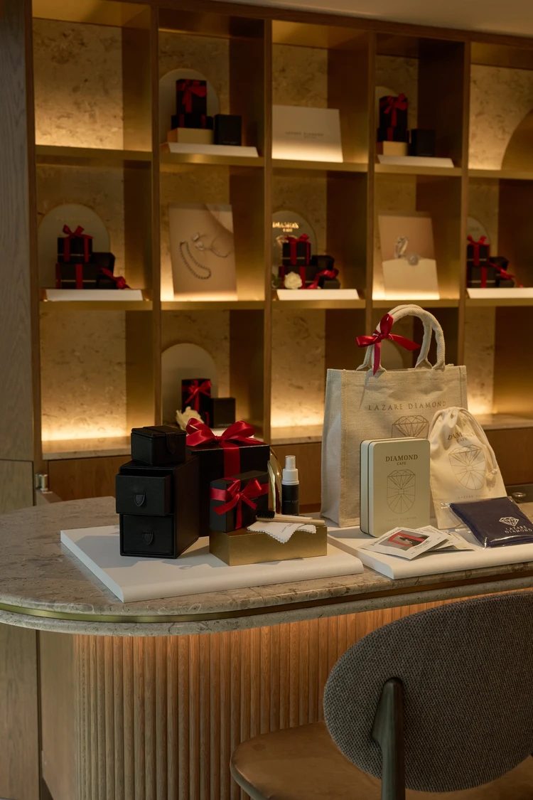 【表参道】ラザール ダイヤモンド×人気カフェがコラボ！期間限定の「DIAMOND CAFE」が最高にときめく空間_4_2