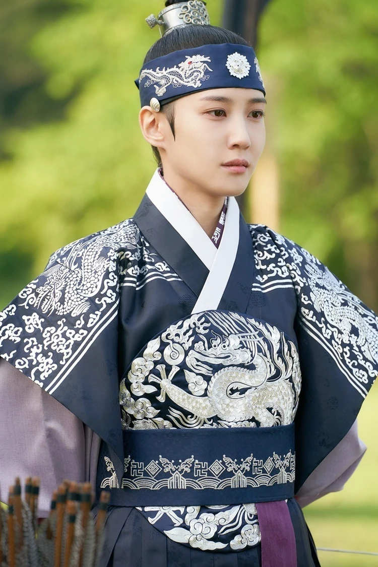 恋慕 パク・ウンビン