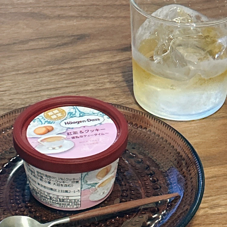 ハーゲンダッツ「紅茶＆クッキー〜優雅なティータイム〜」