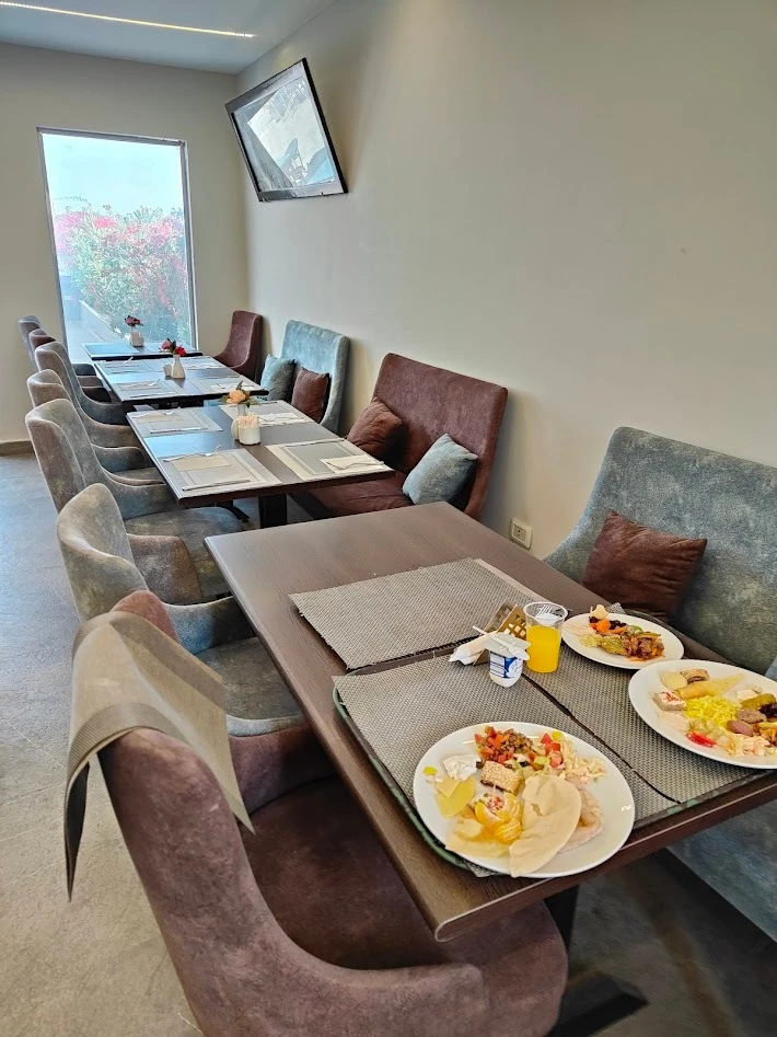 Khan Duidar Inn - Pyramids View Rooftop 朝食