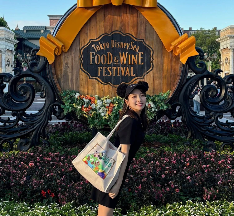 痩せたら、スニーカーに合わせてコーディネートしたいと思っていたZARAのミニワンピ 岡田りささん After1