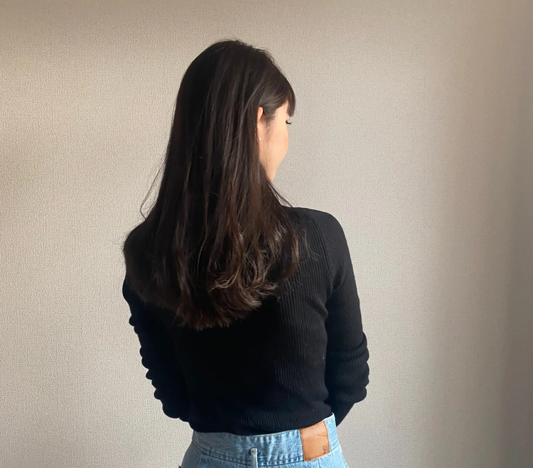 剛毛×癖っ毛をなんとか抑えたい…!サラ艶ストレートヘアに憧れる私の“リアルヘアケア事情”_1