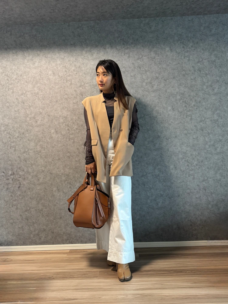 ブラウンコーデ ジレコーデ 休日コーデ