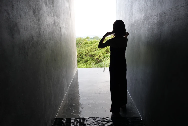 SONY ソニー VLOGCAM ZV-1 Ⅱ カメラ シルエット 写真 おしゃれ