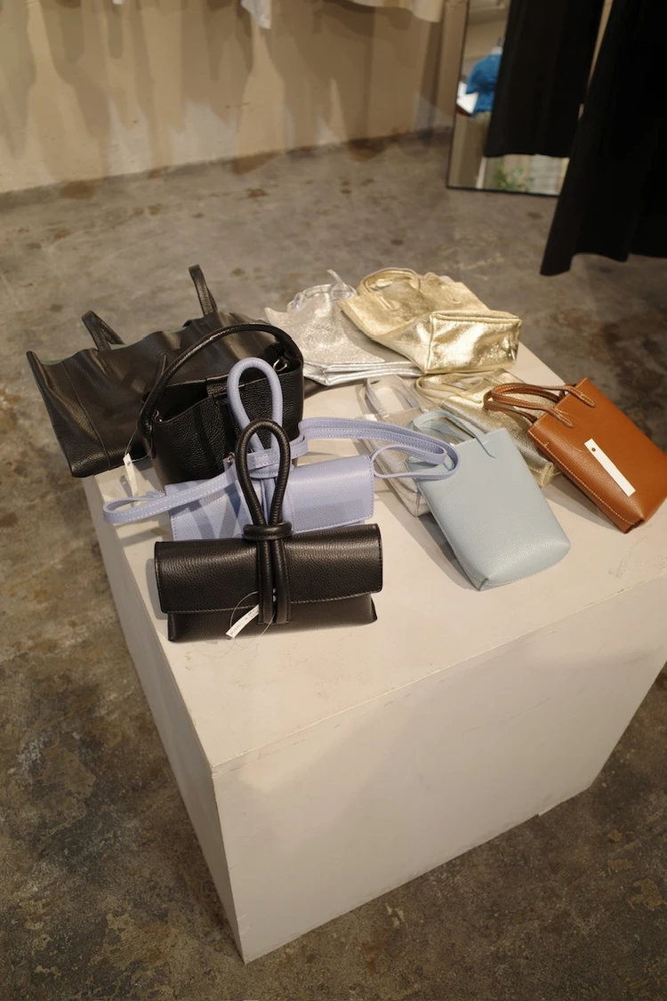 働く私のカジュアル服【BIANCA】2025AW展示会レポ_4