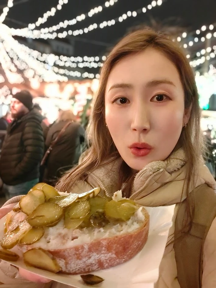 ポーランド ワルシャワ クリスマスマーケット ラード パン