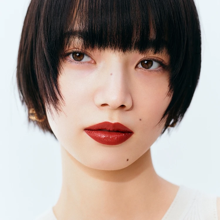 【シャネル】小松菜奈がまとう“ルージュ ココ”。新ビジュアルが公開_3