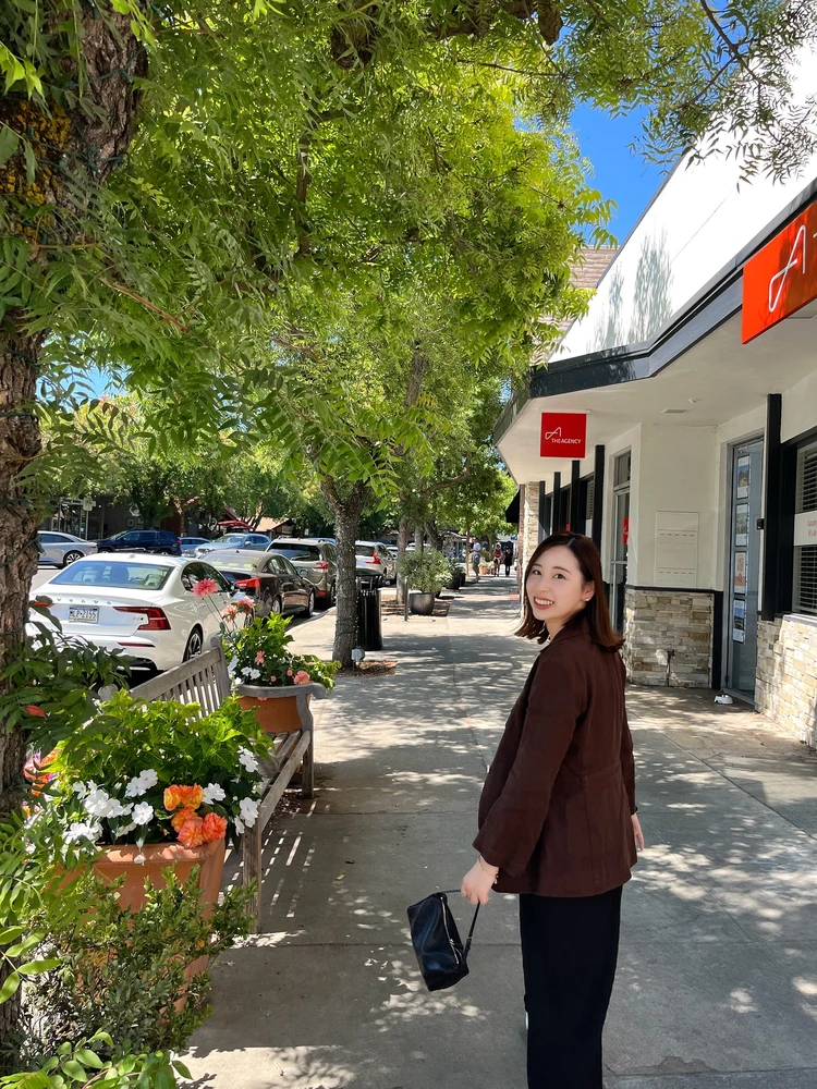 今年の流行【ブラウンコーデ】小物と素材で今すぐ取り入れる！_3