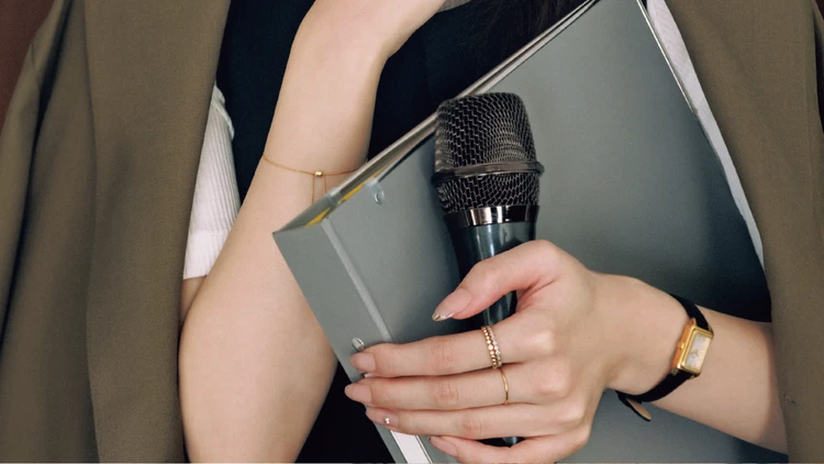 働く私たちに必要な「ミュートジュエリー」って？ 【予算10万円台までで見つける華奢リング7選】