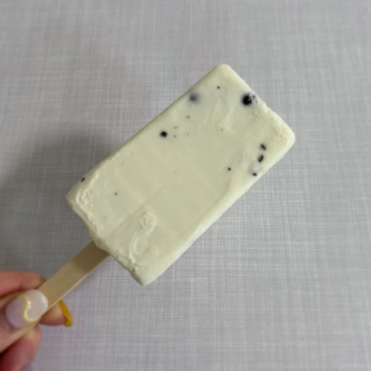 「viyott（ビヨット）」アイスを実際に食べた様子