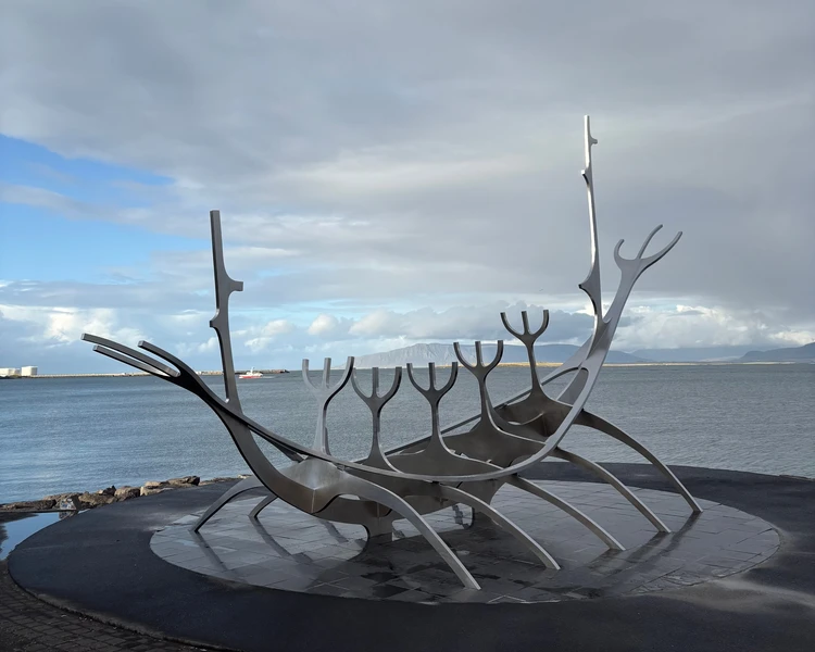 暮らすように旅する北欧・アイスランド! 大自然とカフェ巡りを4日間で堪能するモデルコース|後編_13