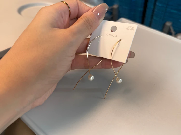 3COINSで見つけた、スーツにも合う“きちんと見え”ピアス_2_1