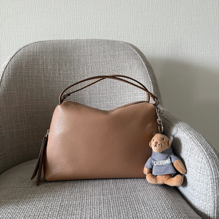見た目以上の収納力!GIANNI CHIARINIの名品アリファの魅力#ファッション部_2
