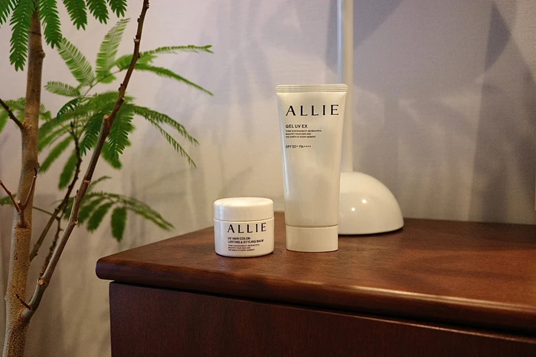 ALLIE クロノビューティ UV ヘアカラーラスティング＆スタイリング バームとジェル