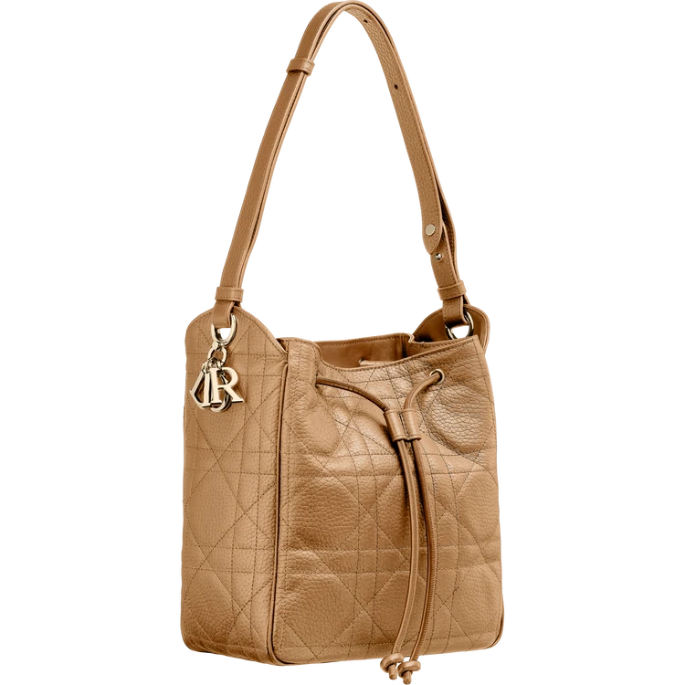 【ディオール】新作バッグ「D-モーション」　キャメル