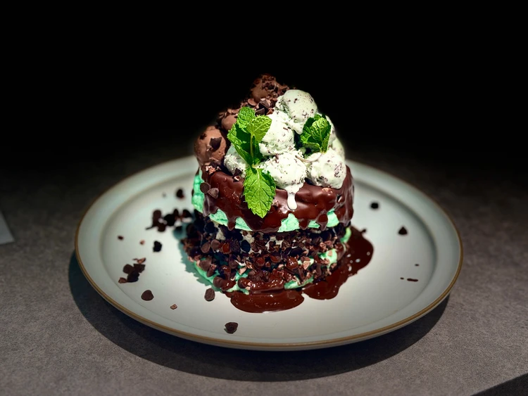 チョコミントパンケーキ 512cafe&grill