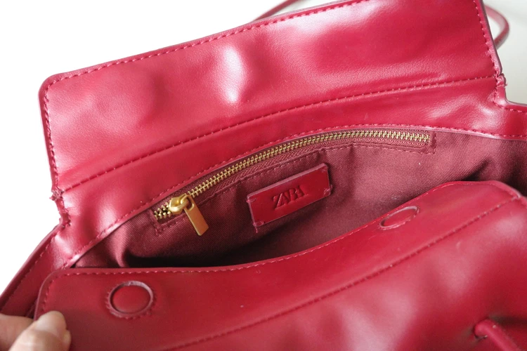 zara 購入品　秋冬　赤　バッグ