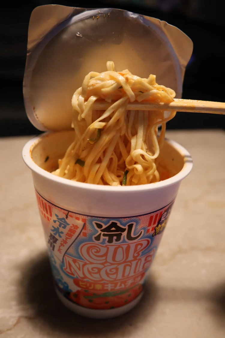 海外旅行の食事にカップヌードルが使える！世界100カ国以上旅する旅慣れ女子が実践する“食事の裏技”_5_2