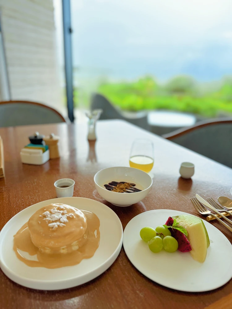 ハレクラニ沖縄　パンケーキ　人気