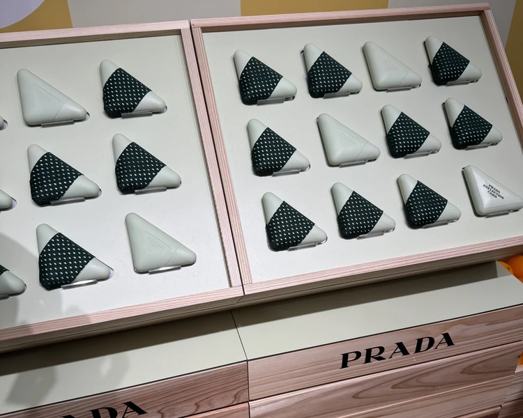 【期間限定】表参道で開催中!プラダ ビューティー マーケット体験レポ💄_12