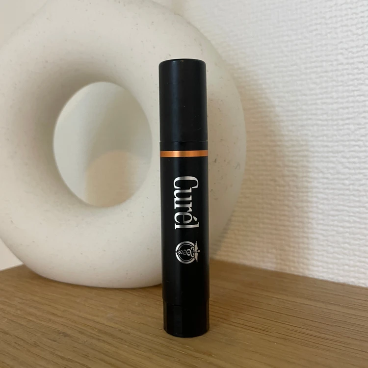 キュレル リップケア クリーム（美発色ベージュ）