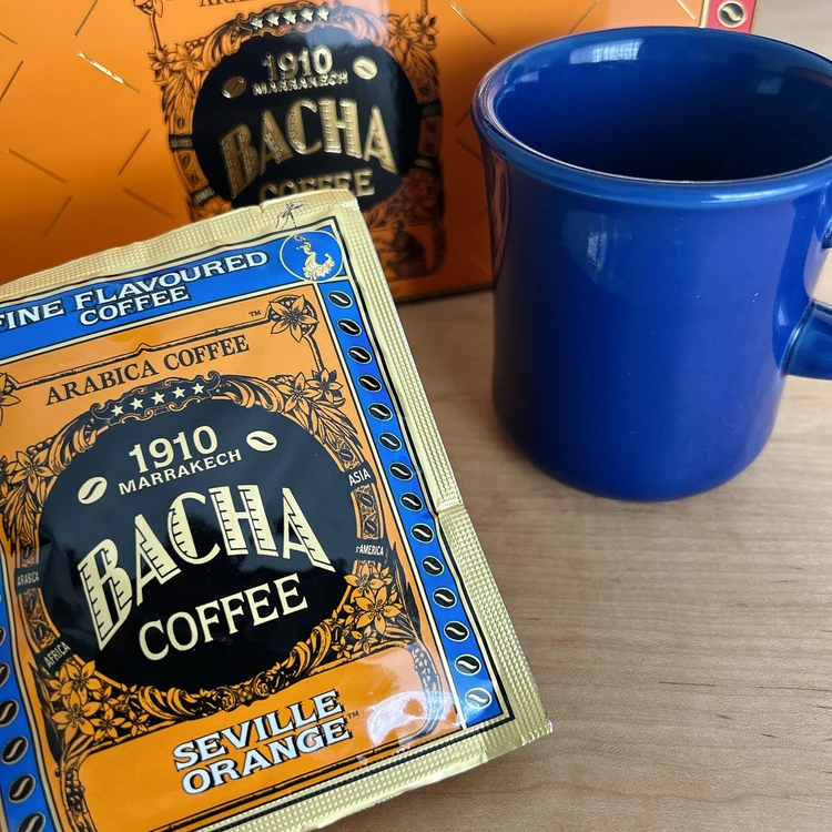 シンガポール土産「BACHA COFFEE」