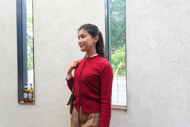 【UNIQLO(ユニクロ)】秋に着たい！「ミニケーブルクルーネックカーディガン」購入レビュー｜3,990円_4_1