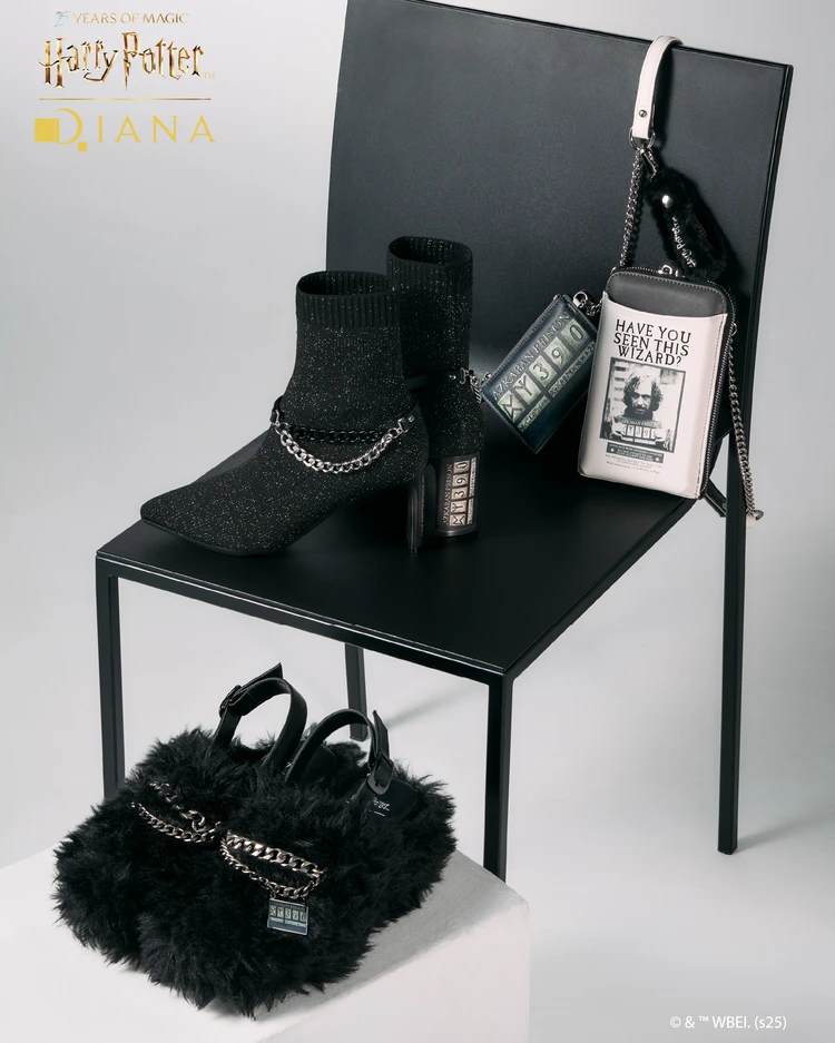 ダイアナ　ハリー・ポッターとのコラボ　スマホショルダー　チェーンブーツ　バックストラップ靴