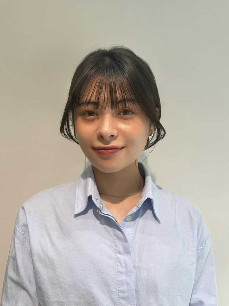 【2026年暑さ対策の涼し気ヘアアレンジ】顔まわりをふんわり仕上げるのがポイント！ 抜け感クリップヘア