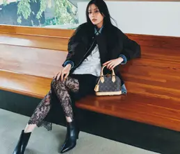【Louis Vuitton(ルイ・ヴィトン)】貴島明日香が選ぶ“一生もの”ミニバッグ。上品さが際立つ【おすすめハイブランドバッグ&小物7選】
