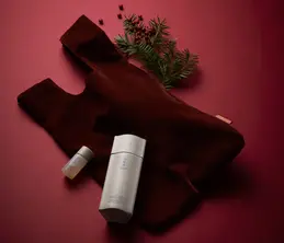 【雪肌精 BLUE】香りでホリスティックなアプローチを叶える初のホリデー限定キット