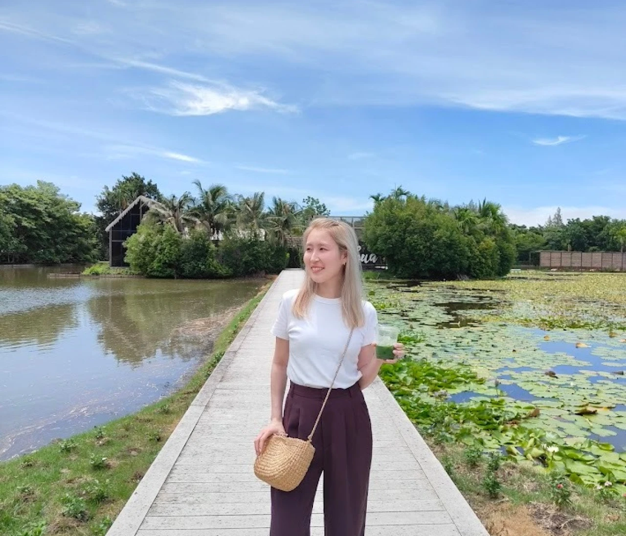 【タイ・バンコク日帰り】ハスの花と動物が楽しめる複合施設「Dubua Café」はファミリーにもデートにもおすすめ！