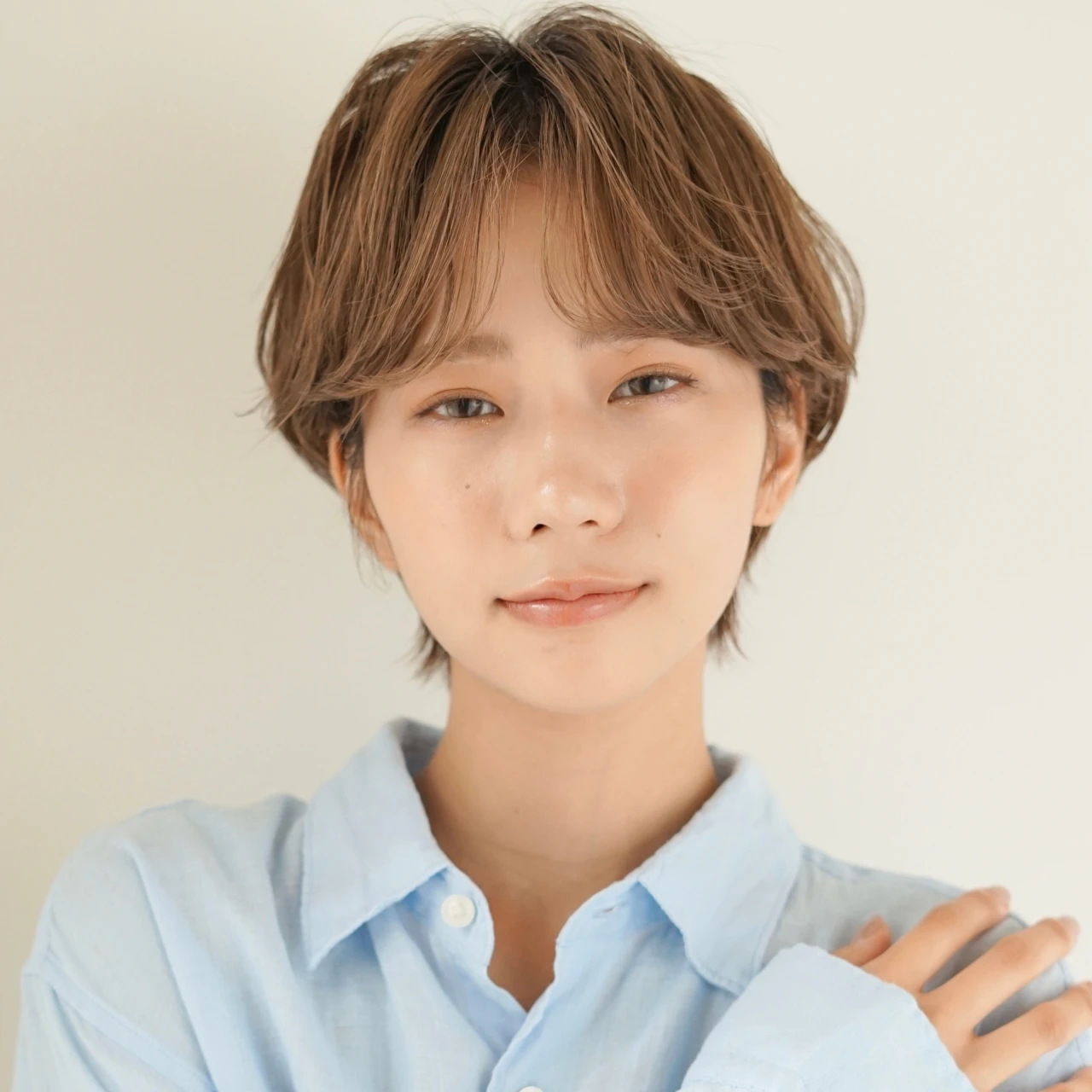 【ショート・ヘア・30代~40代大人の髪型】涼しい髪型!爽やかセンターパートショート