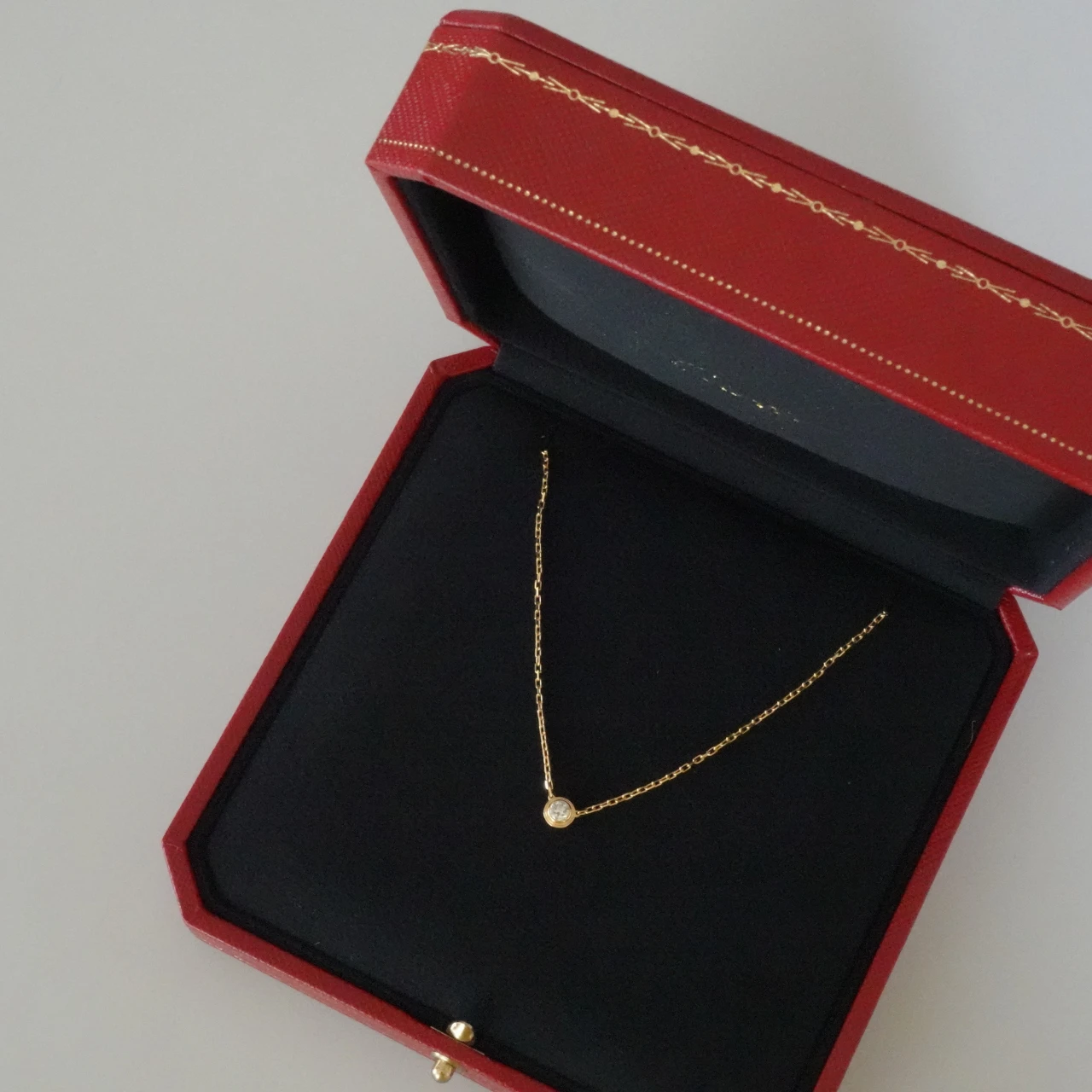 【予算10万円〜】一粒ダイヤの最終結論はカルティエのダムールだった【エディターズピック】