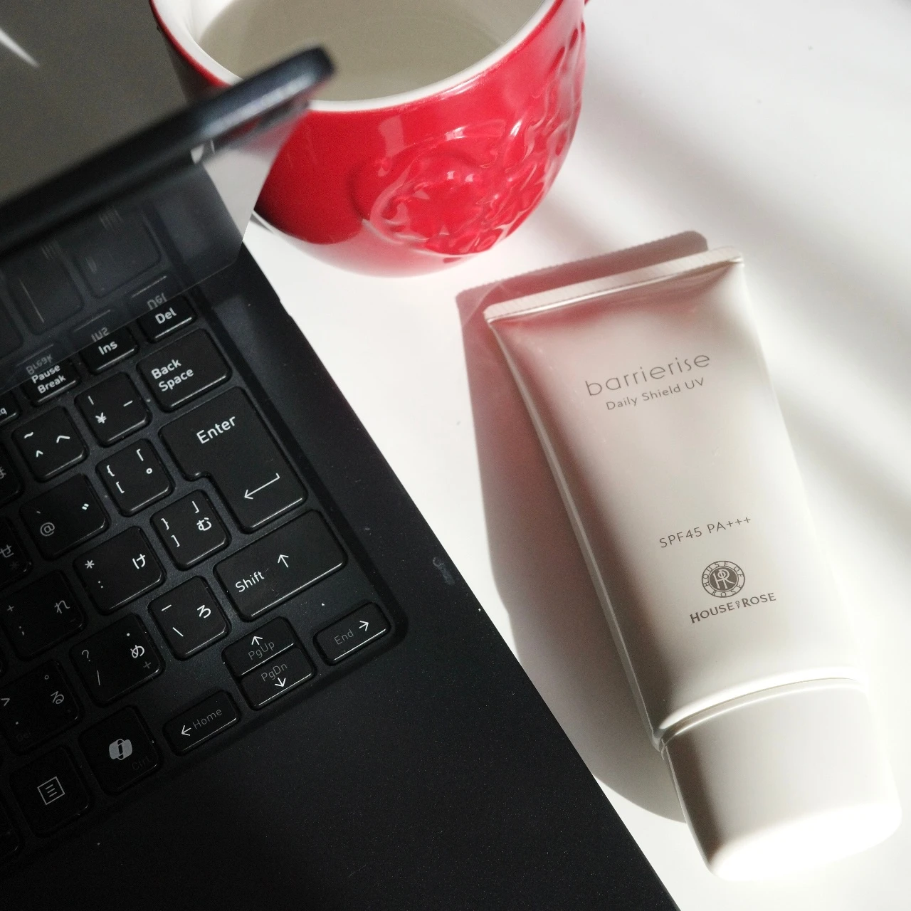 【2026年 最新UV10選】塗り心地ファーストで選びたい！ 在宅がメインの日におすすめの日焼け止めを30代がお試し