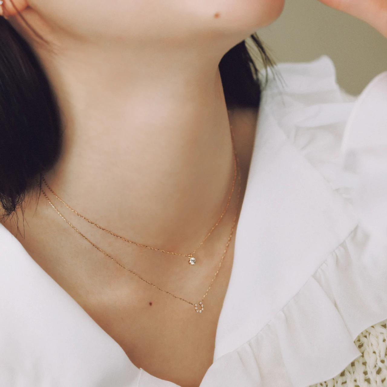 【予算10万円で考えたい一粒ダイヤ】上質な輝きで甘い装いを格上げしてくれる「ミュートジュエリー」