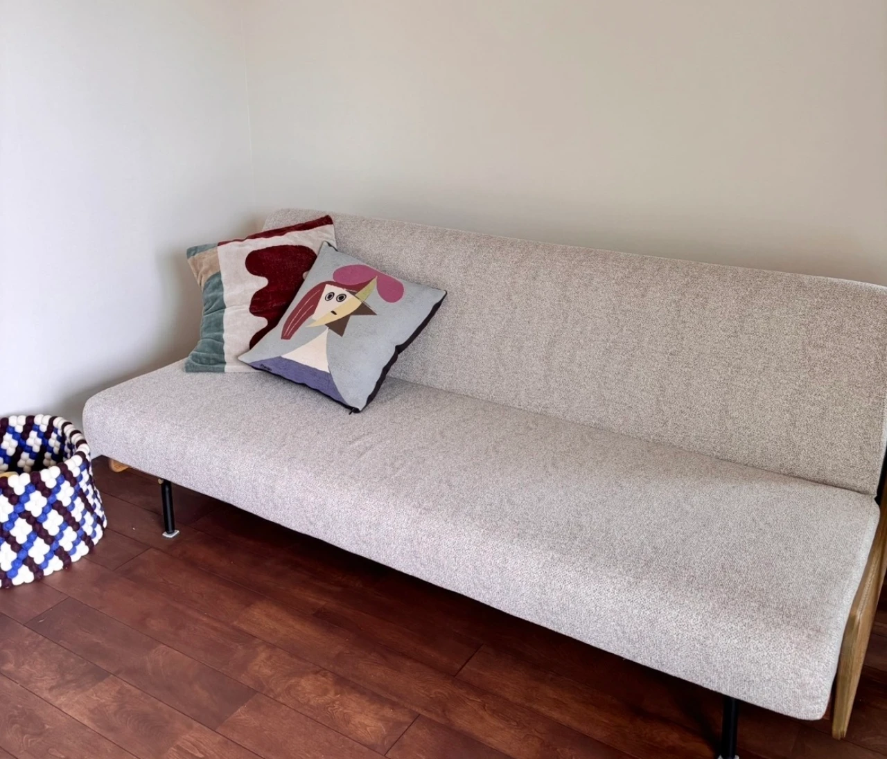 ベッドとソファの1人2役⁉︎　ベストセラーソファ「HABITAT SOFA BED」をお出迎えしました【エディターズピック】